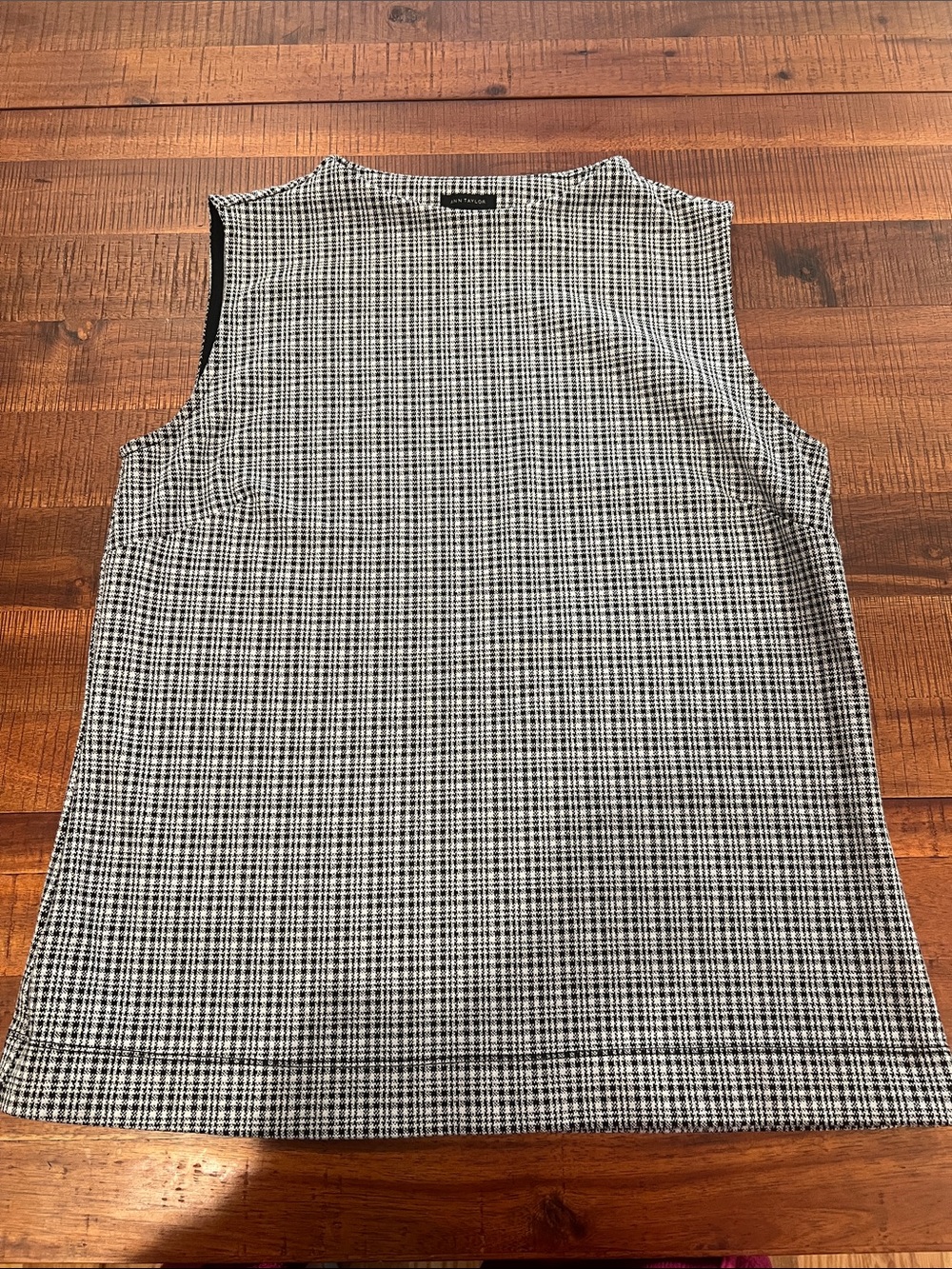 Ann Taylor Black and White Checkered Sleeveless Tank